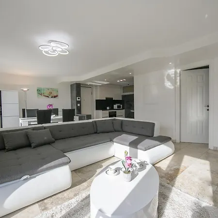 Casa Monte Rosa Apartment Lugano